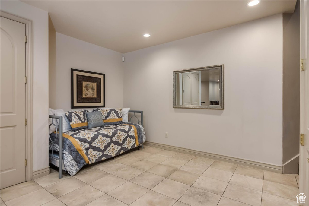 924 E COLLEGE ST Millcreek, UT 84117