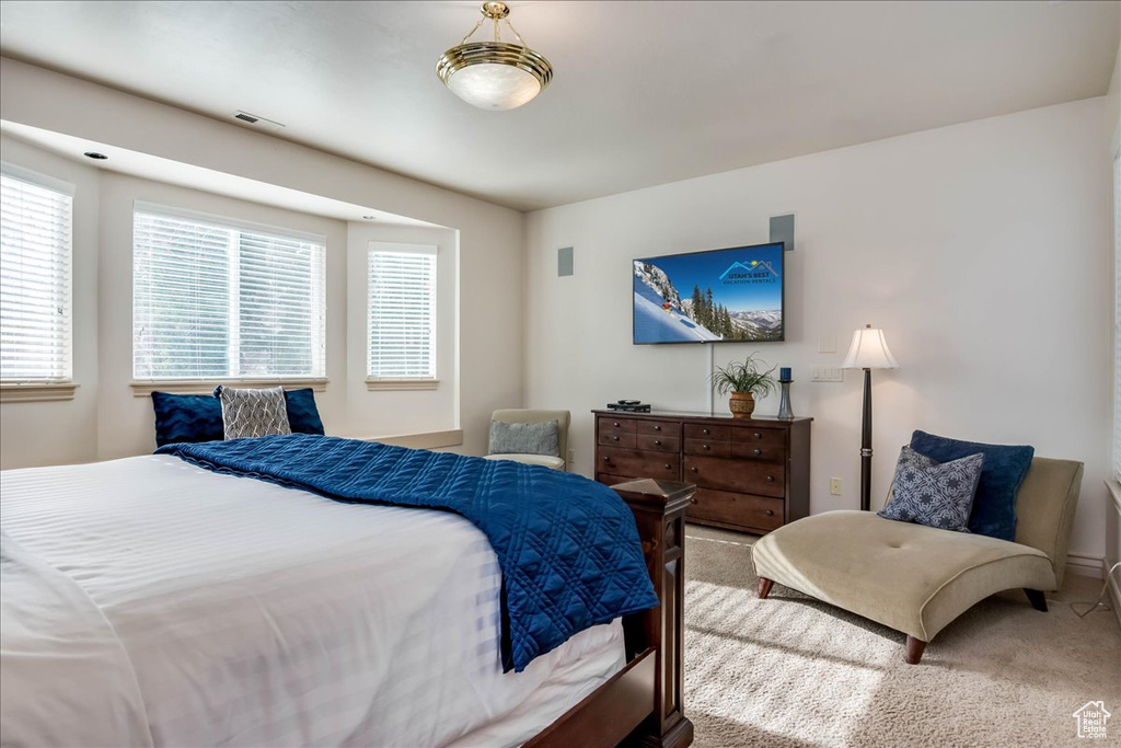 924 E COLLEGE ST Millcreek, UT 84117