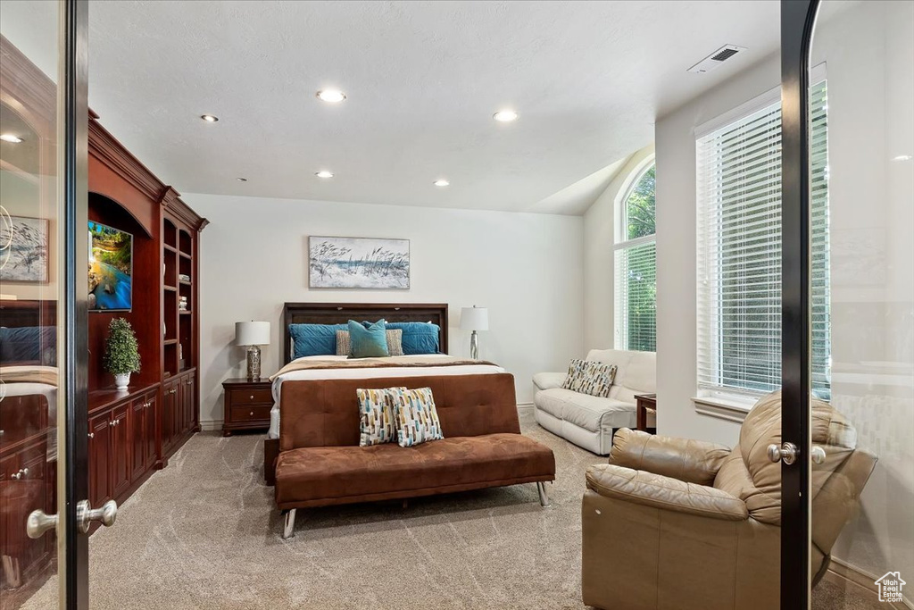 924 E COLLEGE ST Millcreek, UT 84117