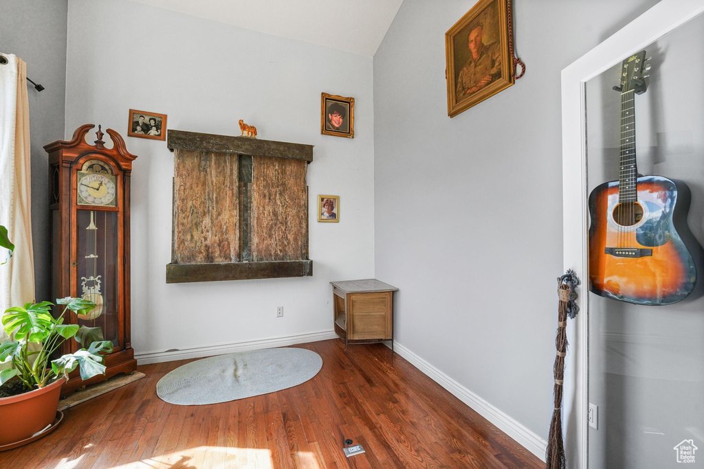 Photo 7 for MLS #2115179 at 209 Main