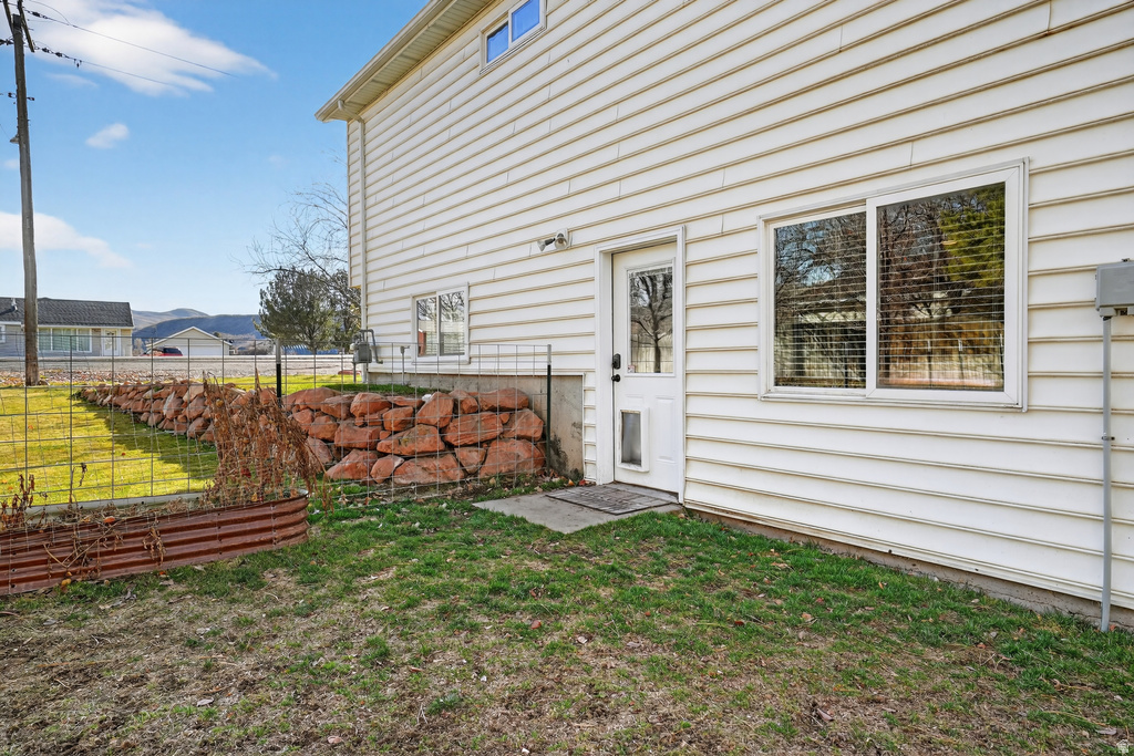 209 MAIN Henefer, UT 84033