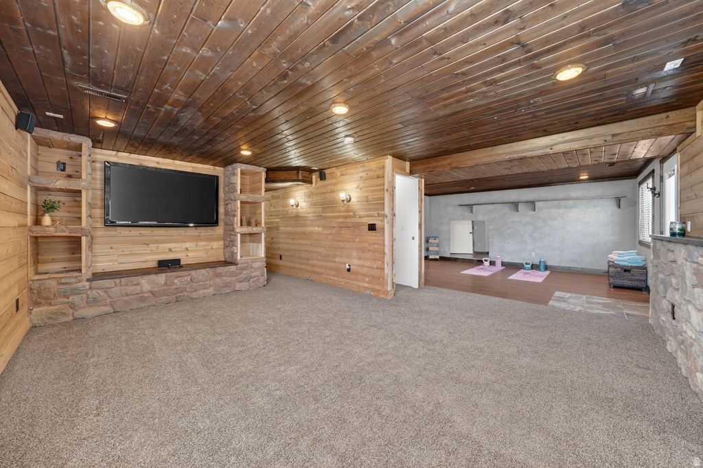 209 MAIN Henefer, UT 84033