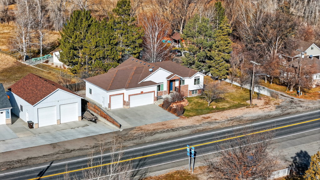 209 MAIN Henefer, UT 84033