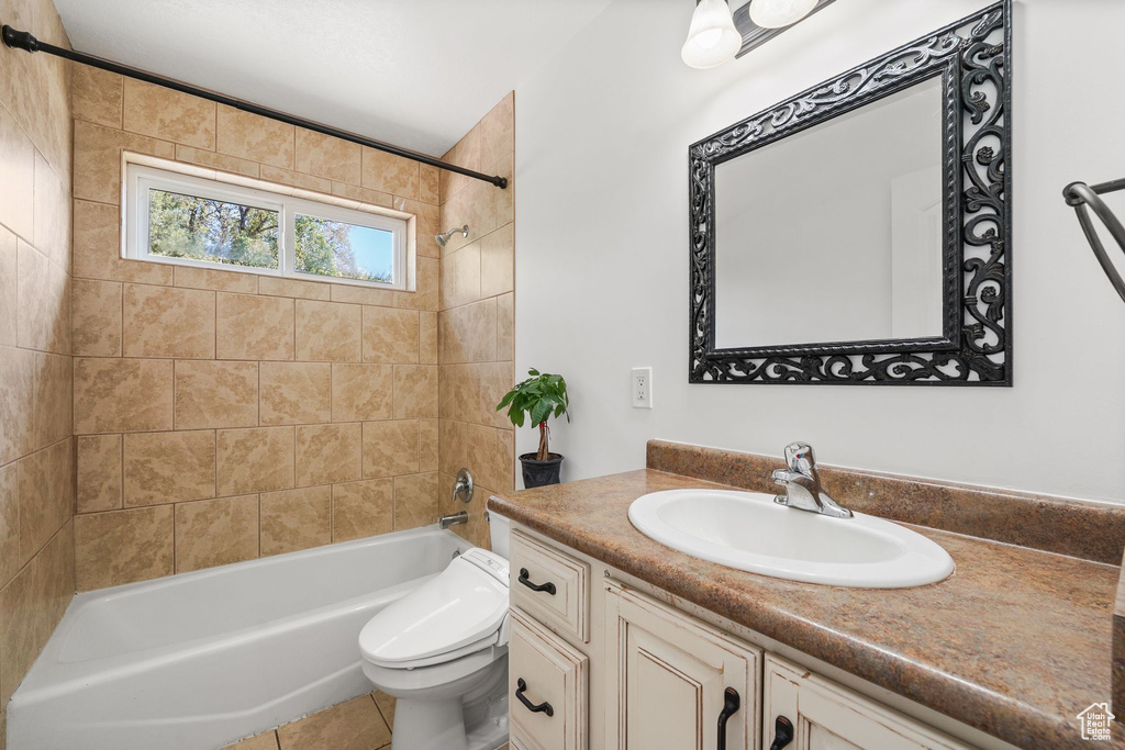 Photo 17 for MLS #2115179 at 209 Main