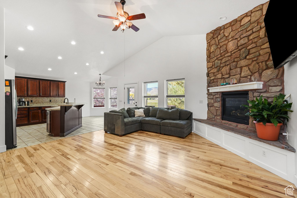 Photo 8 for MLS #2115179 at 209 Main