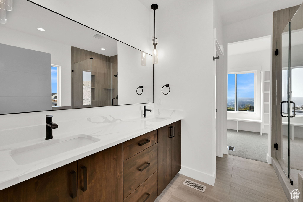 Photo 10 for MLS #2115182 at 710 E Mountain Road