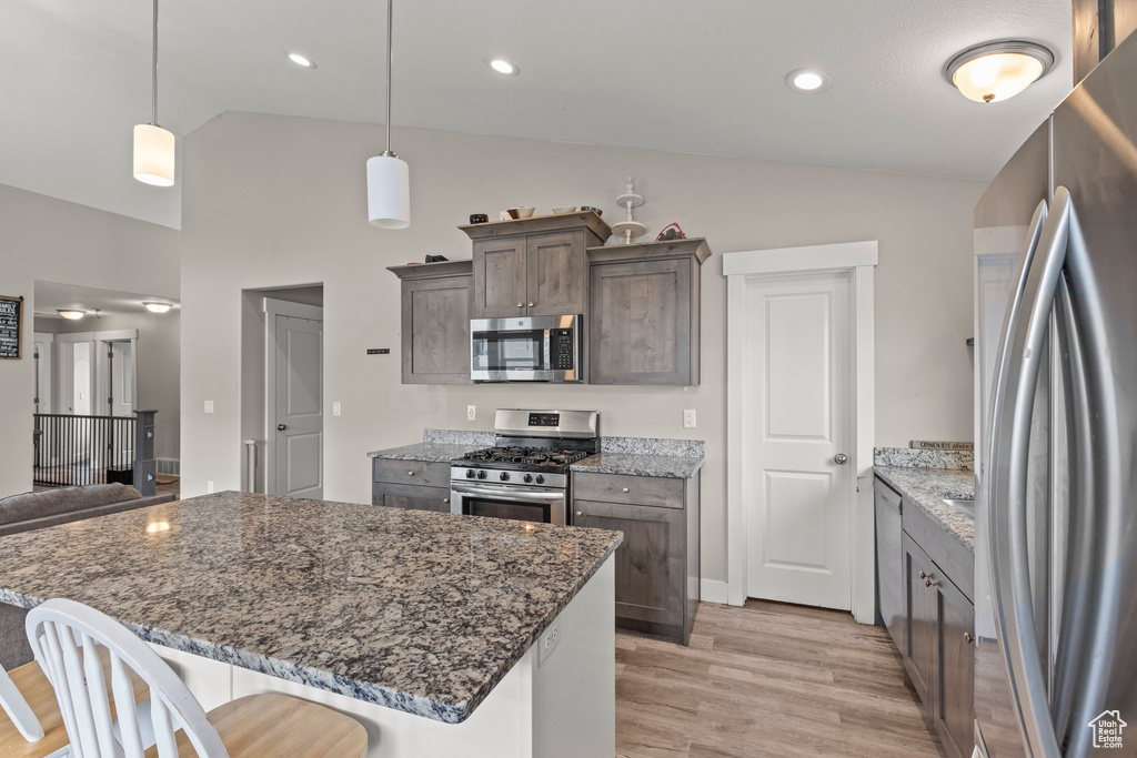 Photo 10 for MLS #2115183 at 2467 W 3375 South