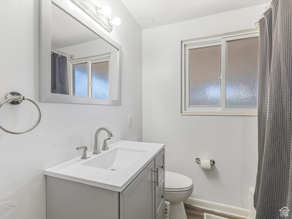 Photo 13 for MLS #2115185 at 1443 N 200 West