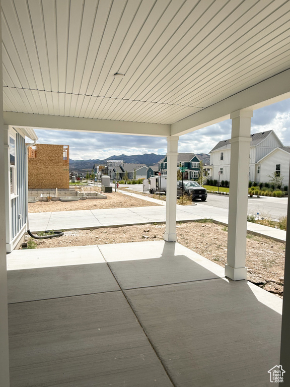 Photo 8 for MLS #2115186 at 7012 W Lake Ave