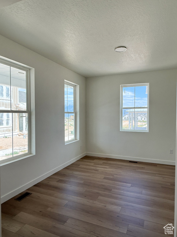 Photo 12 for MLS #2115186 at 7012 W Lake Ave