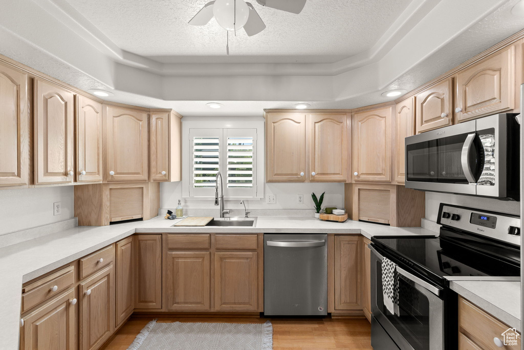 Photo 8 for MLS #2115205 at 180 N 1100 East #24