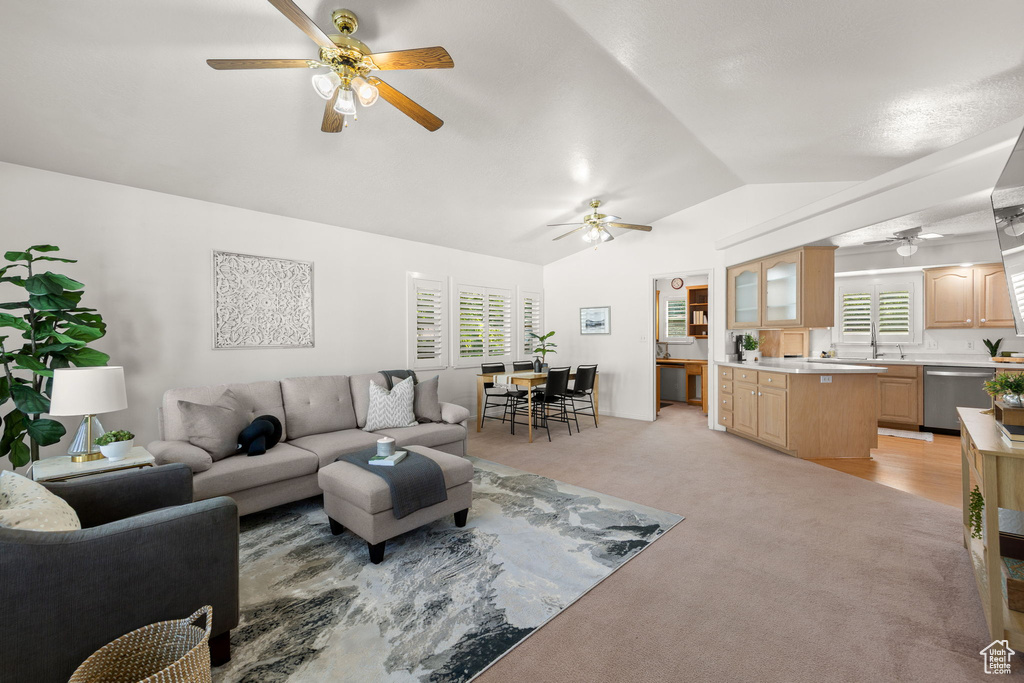 Photo 4 for MLS #2115205 at 180 N 1100 East #24