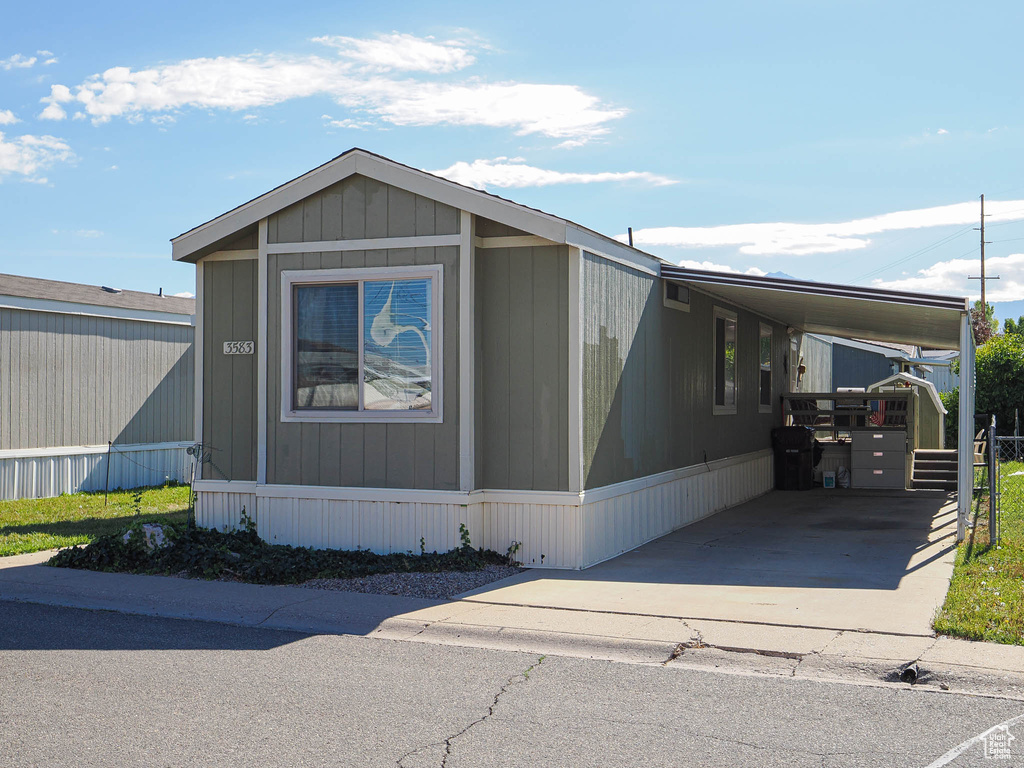 Photo 2 for MLS #2115206 at 3583 S Byde-a-while Rd