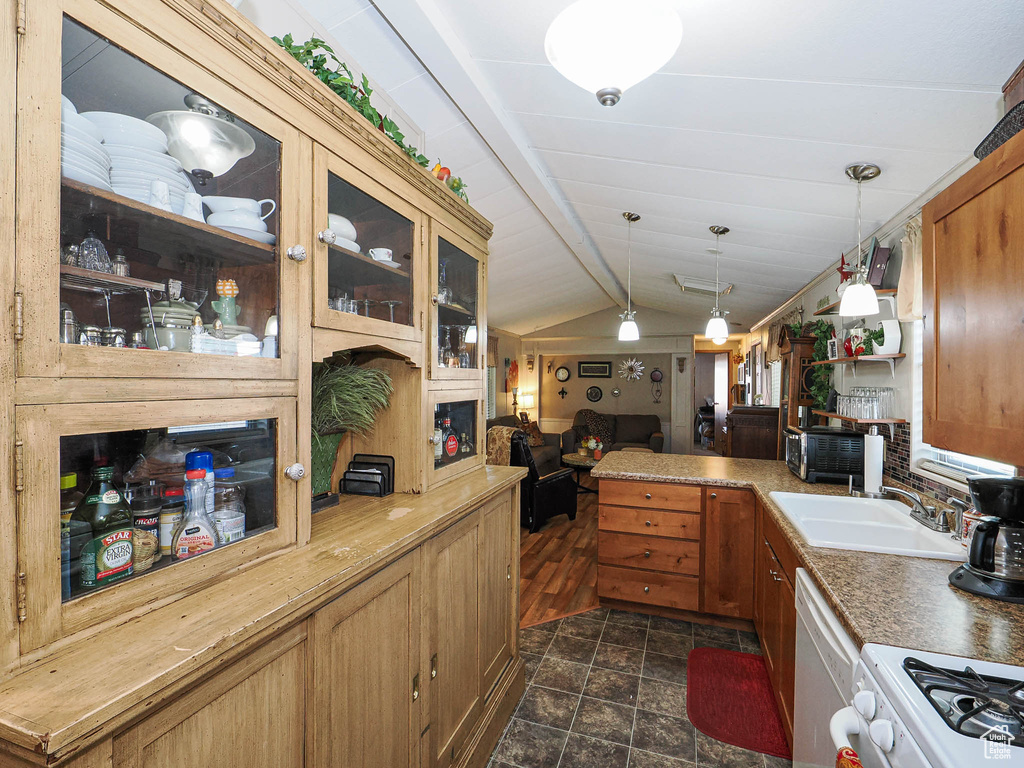 Photo 16 for MLS #2115206 at 3583 S Byde-a-while Rd