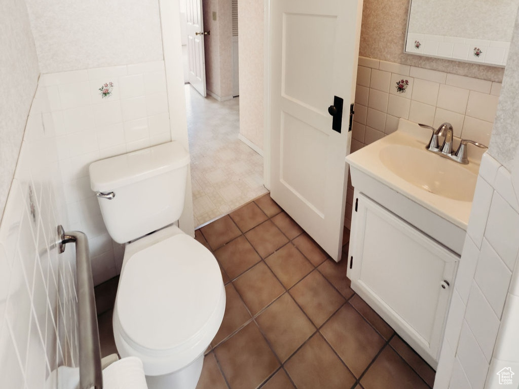 455 E 6100 N Kenilworth, UT 84529