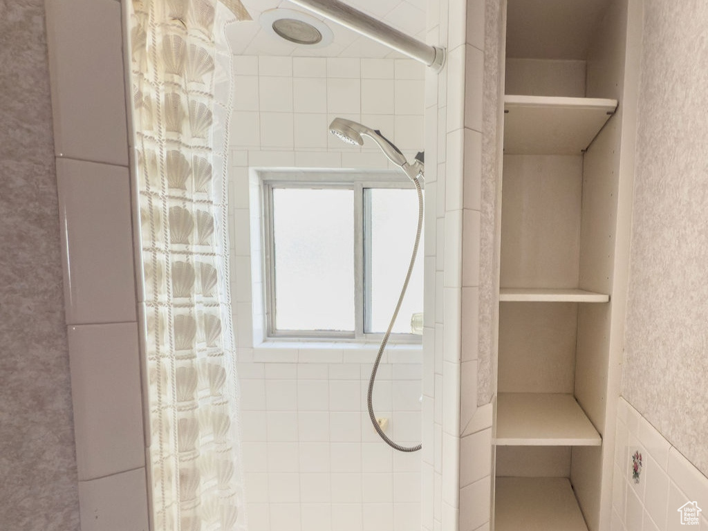 455 E 6100 N Kenilworth, UT 84529