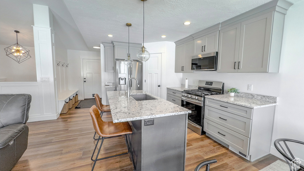 3881 N CHAPMAN DR Eagle Mountain, UT 84005