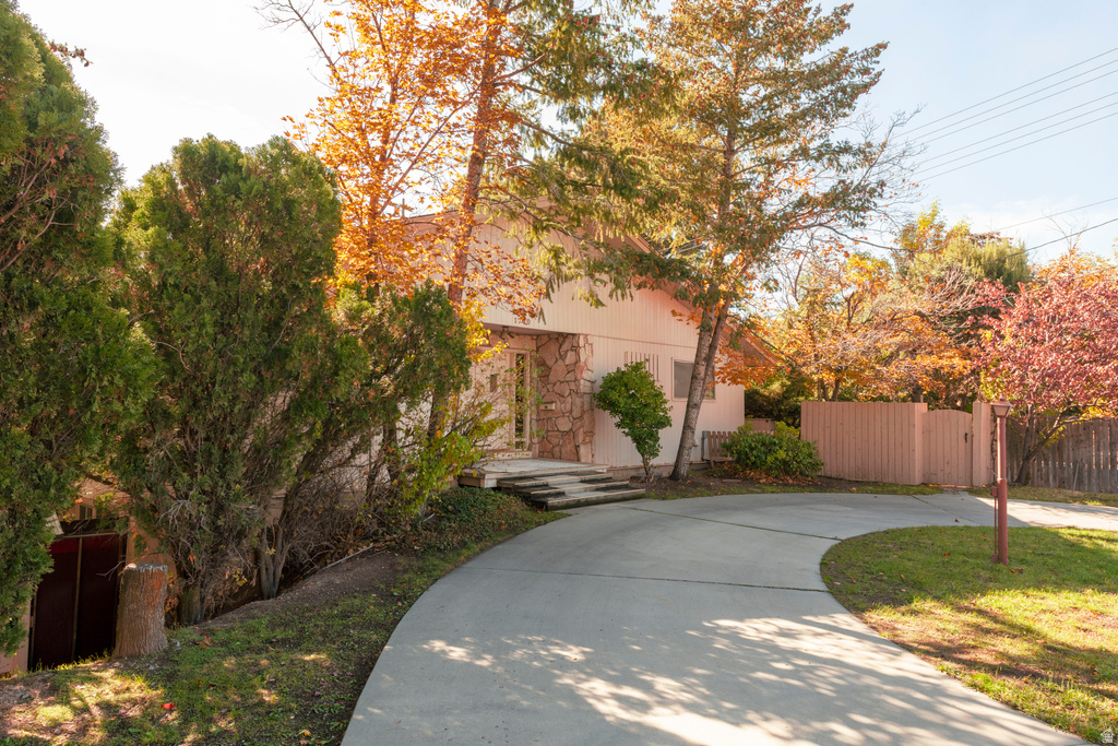 1740 E SUNNYSIDE AVE Salt Lake City, UT 84108