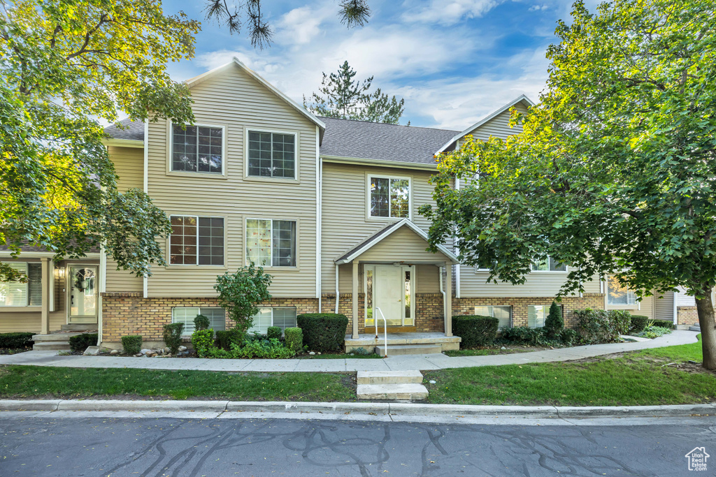 Photo 4 for MLS #2115222 at 6886 S 670 East