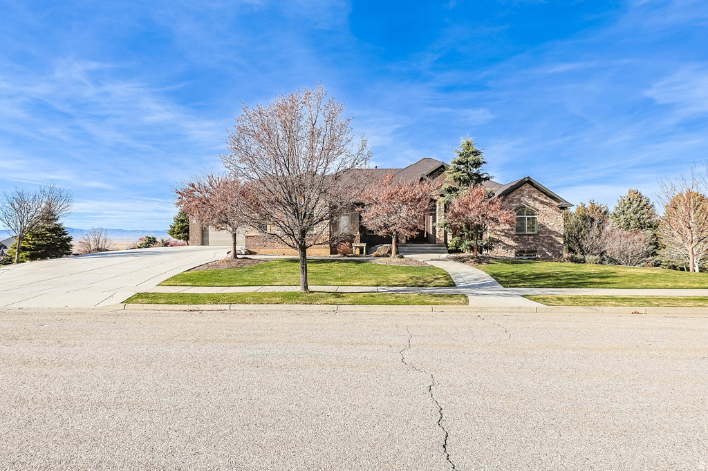 1542 S VALLEY VIEW DR Perry, UT 84302