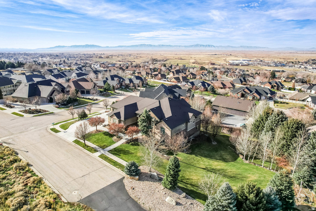 1542 S VALLEY VIEW DR Perry, UT 84302
