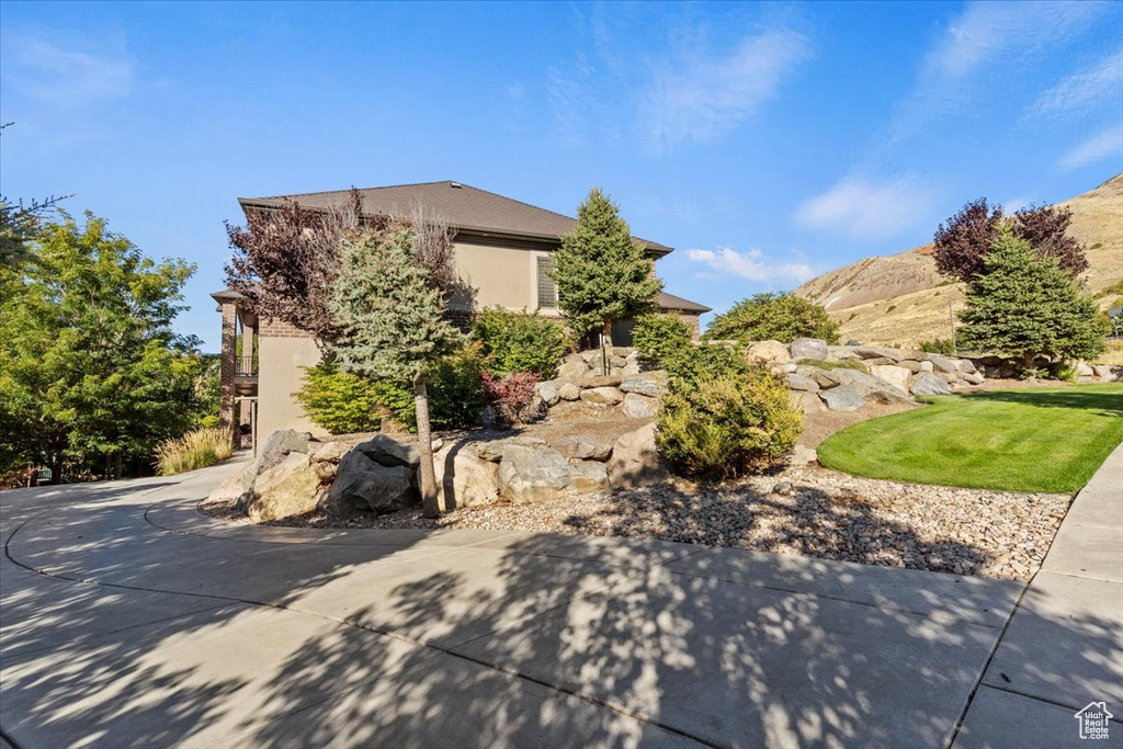 Photo 9 for MLS #2115231 at 1542 S Valley View Dr