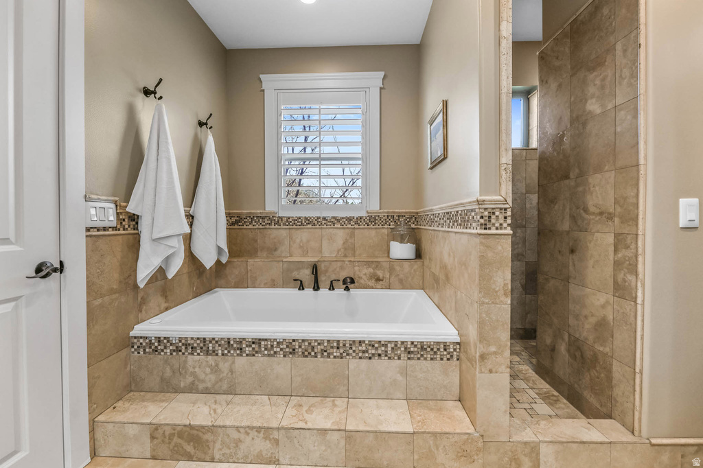 1542 S VALLEY VIEW DR Perry, UT 84302