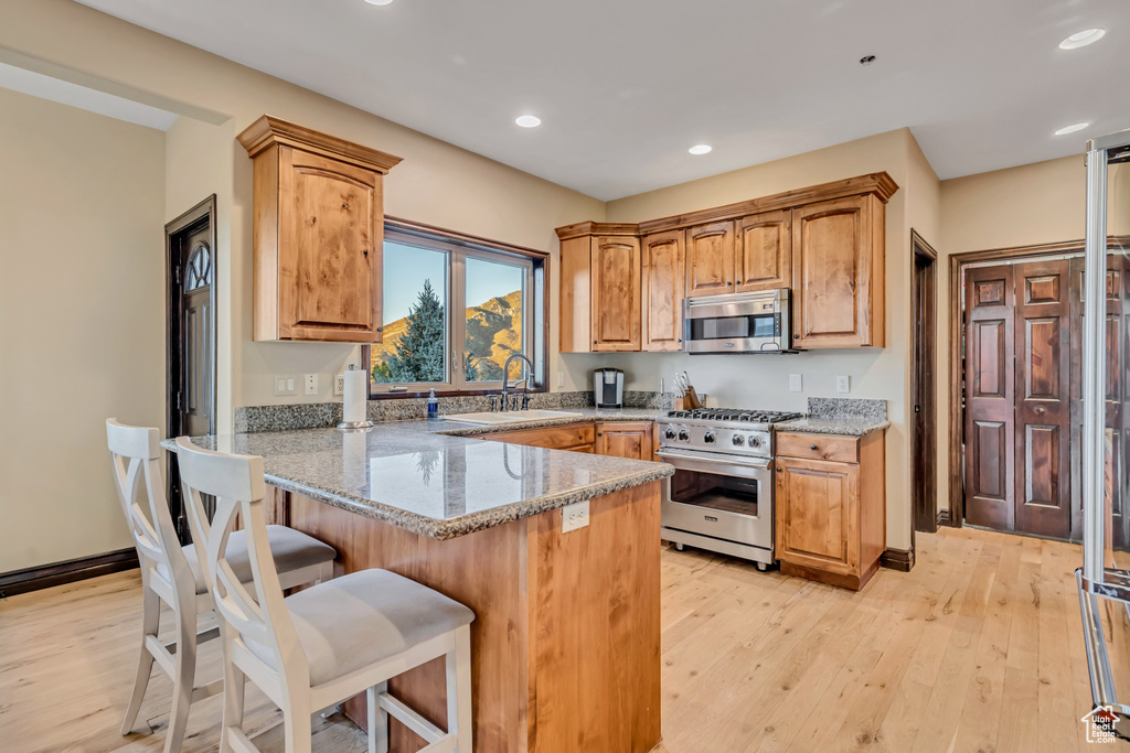 1945 E SEVEN OAKS LN Draper, UT 84020