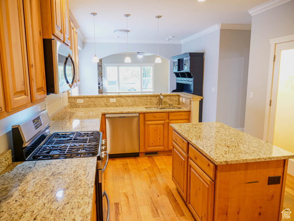 11381 S SKYLUX AVE South Jordan, UT 84095