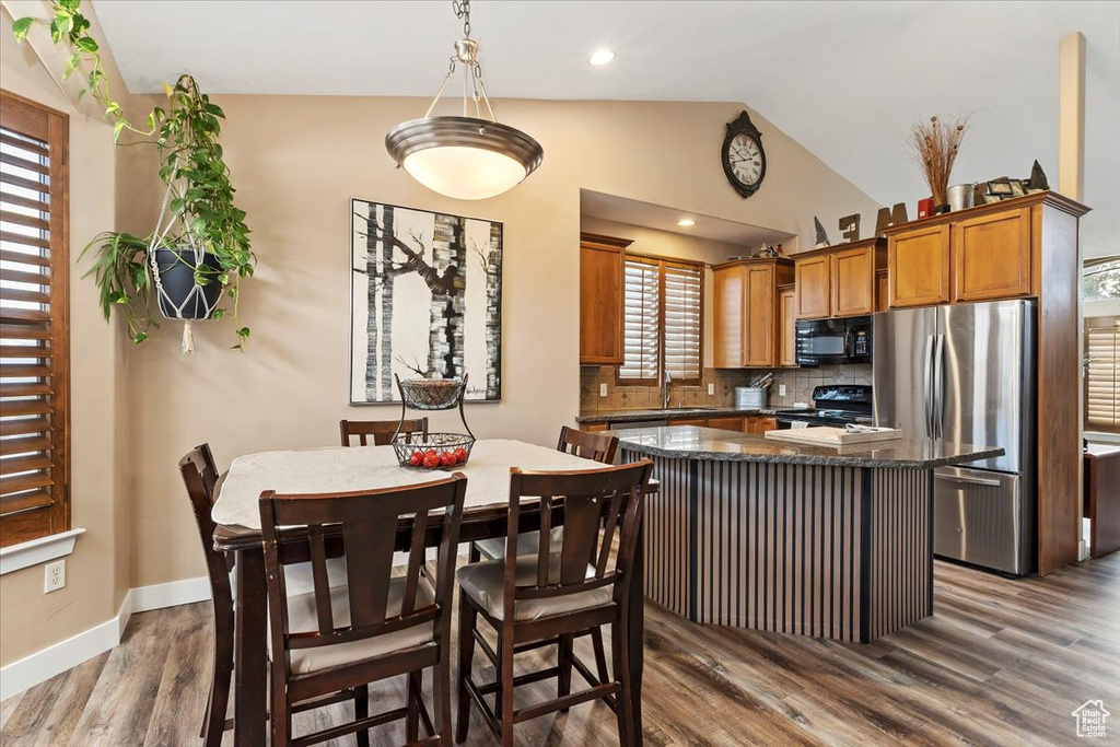 5732 W MOON CREST CT West Jordan, UT 84081