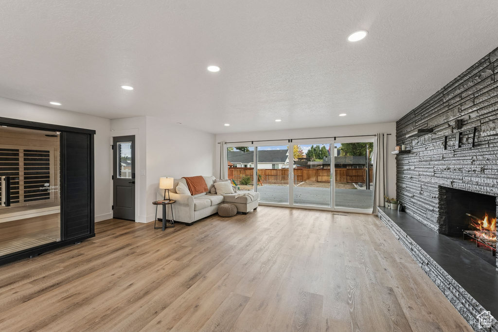 1821 E BOSHAM LN Salt Lake City, UT 84106