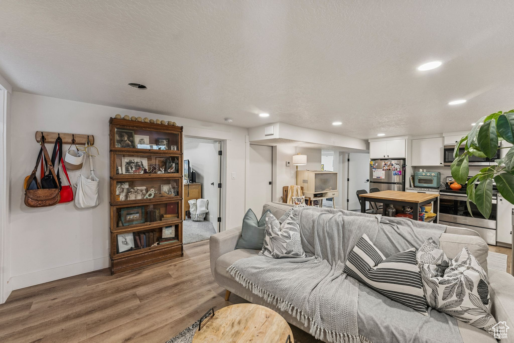 1821 E BOSHAM LN Salt Lake City, UT 84106