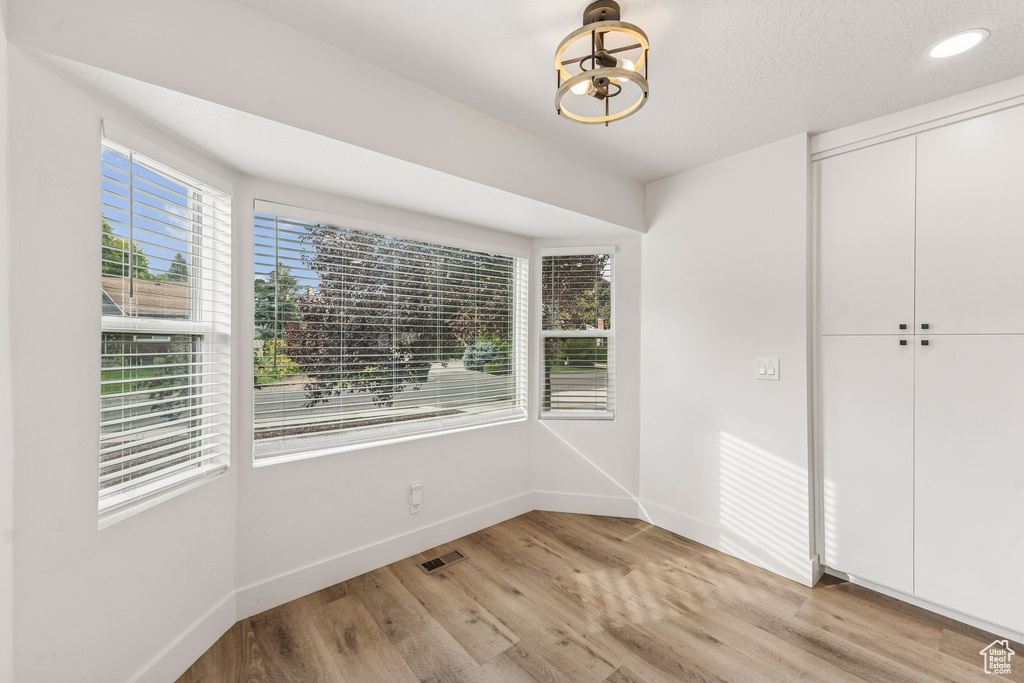 1821 E BOSHAM LN Salt Lake City, UT 84106