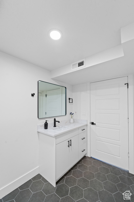 6552 S 2520 E Cottonwood Heights, UT 84121