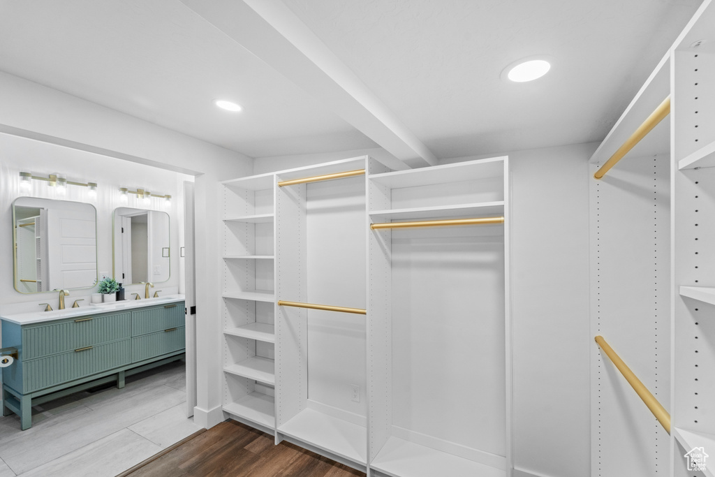 6552 S 2520 E Cottonwood Heights, UT 84121