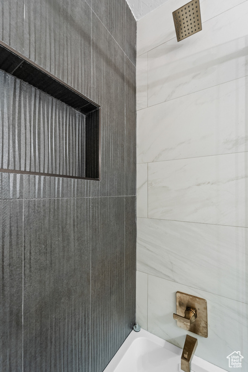 6552 S 2520 E Cottonwood Heights, UT 84121