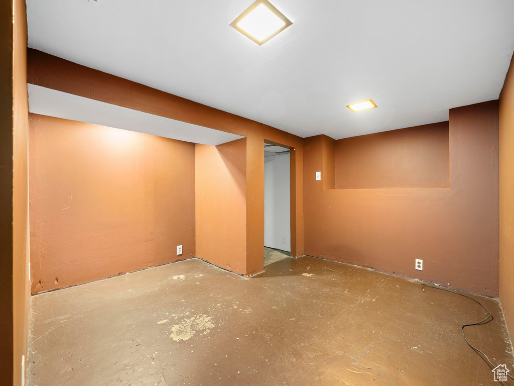 535 E WILMINGTON AVE Salt Lake City, UT 84106