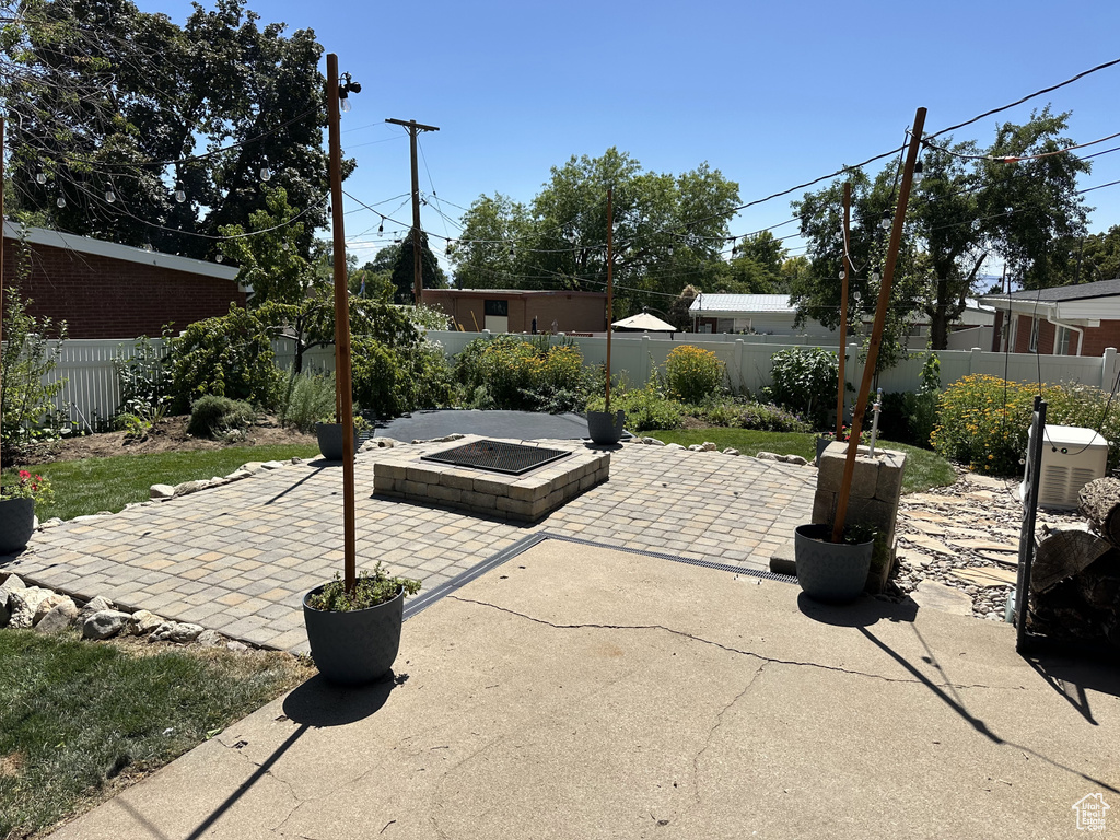 890 E BROOKSHIRE DR Kaysville, UT 84037