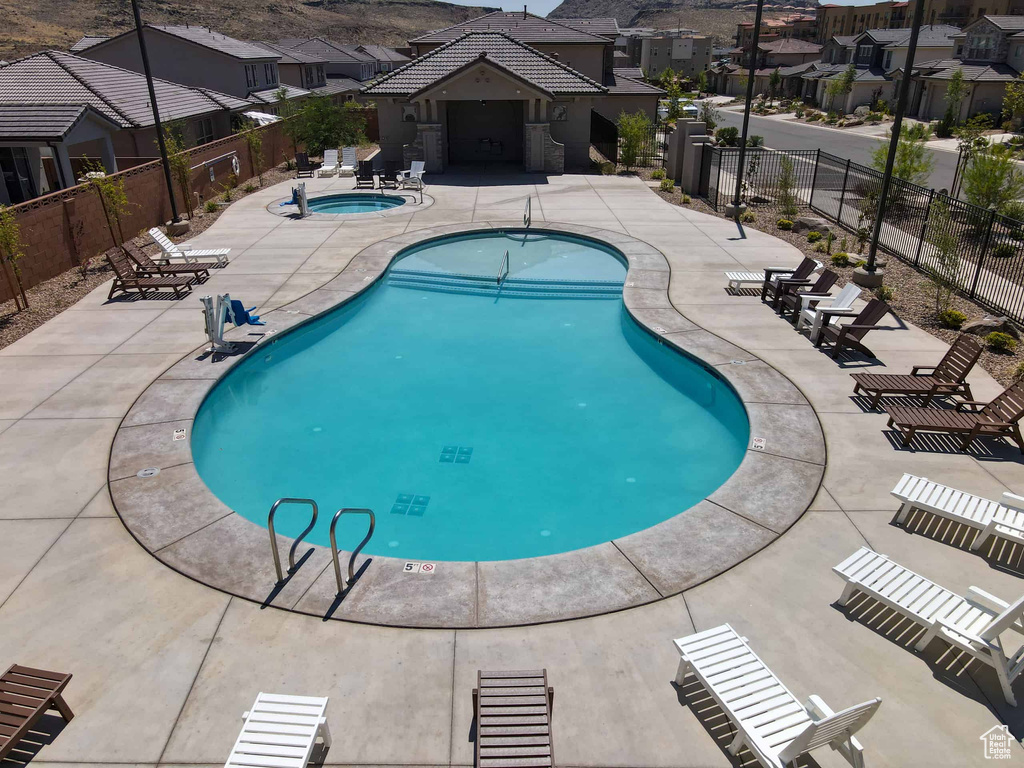 438 N PUERTA DR Washington, UT 84780