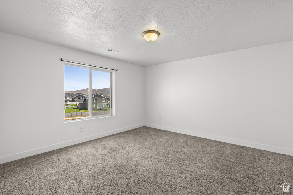 5290 N FOLKSTONE DR Eagle Mountain, UT 84005