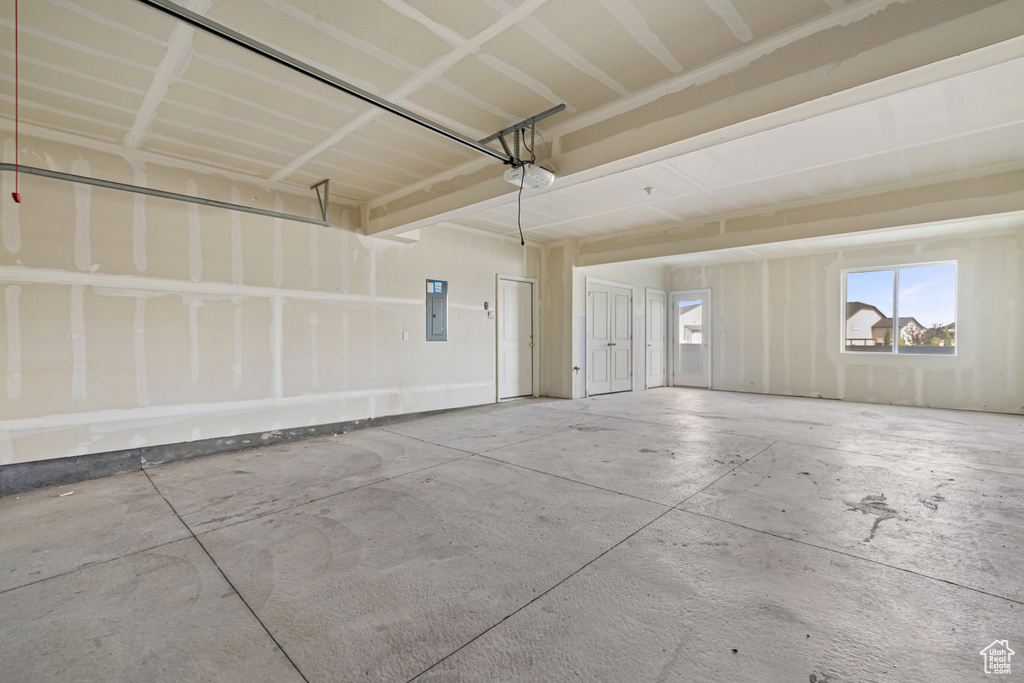 5290 N FOLKSTONE DR Eagle Mountain, UT 84005