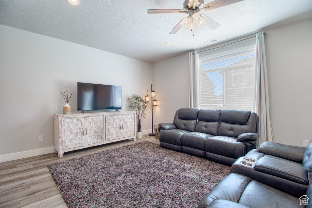 3340 E BAYWATER Eagle Mountain, UT 84005