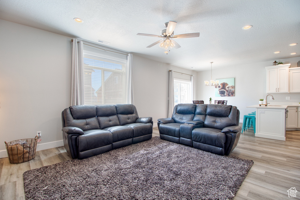 3340 E BAYWATER Eagle Mountain, UT 84005