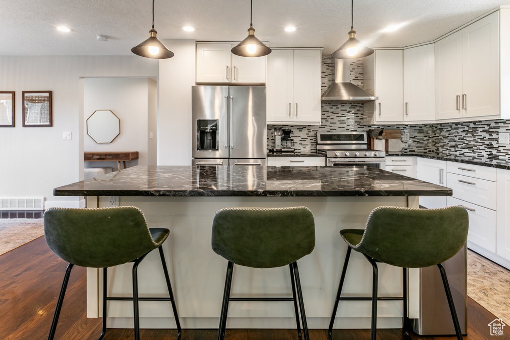 4559 S KAYLAND CIR Holladay, UT 84117