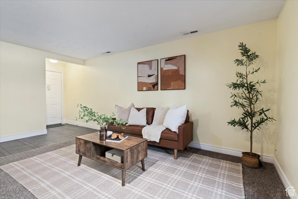 Photo 3 for MLS #2115320 at 2438 S Elizabeth St #2