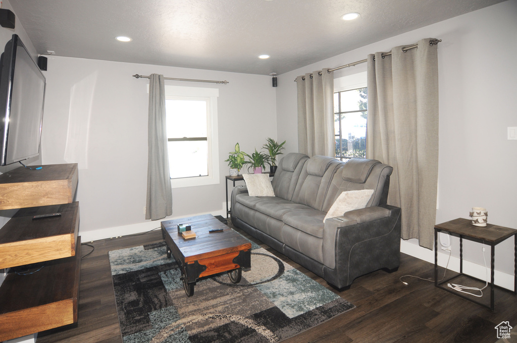 Photo 4 for MLS #2115324 at 1107 Jefferson Ave