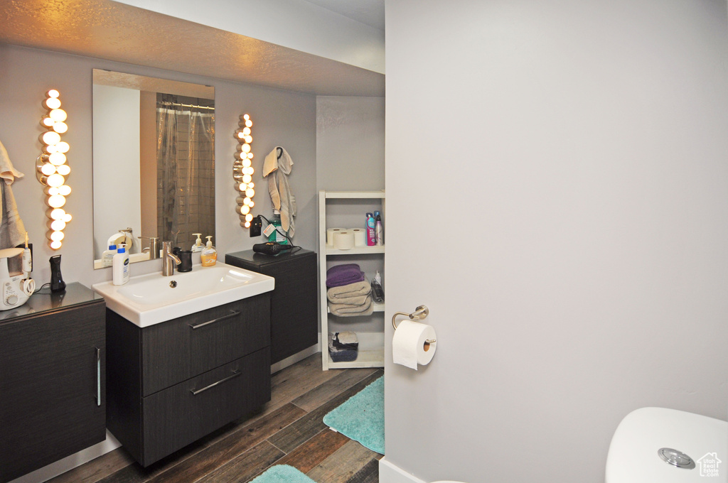 Photo 8 for MLS #2115324 at 1107 Jefferson Ave