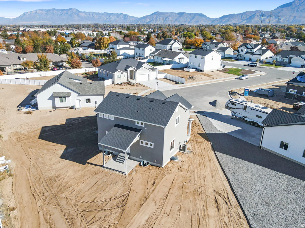 1923 W 1340 N Clinton, UT 84015