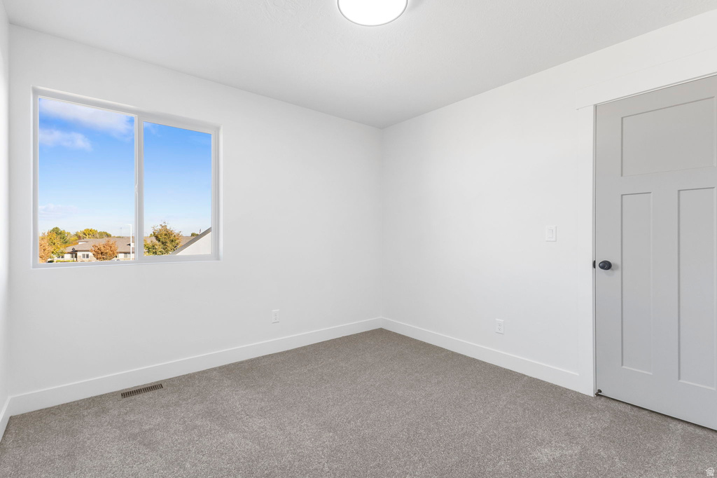 1923 W 1340 N Clinton, UT 84015