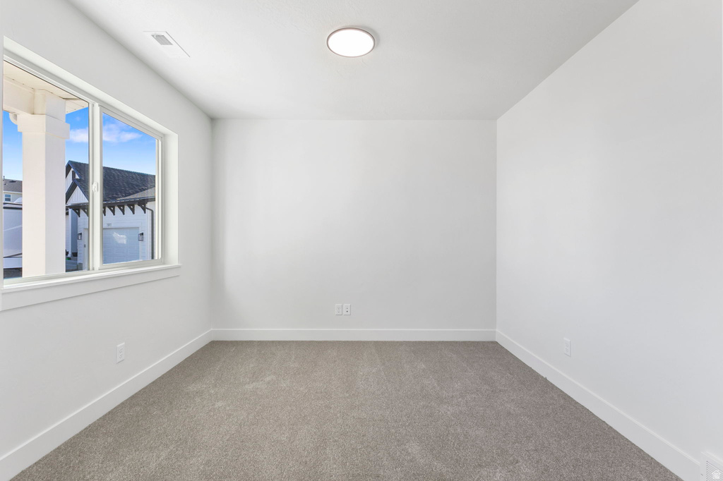 1923 W 1340 N Clinton, UT 84015